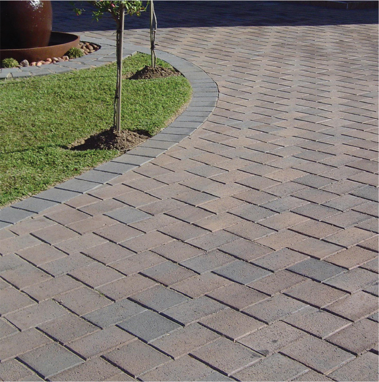 Cottage Stone Paving