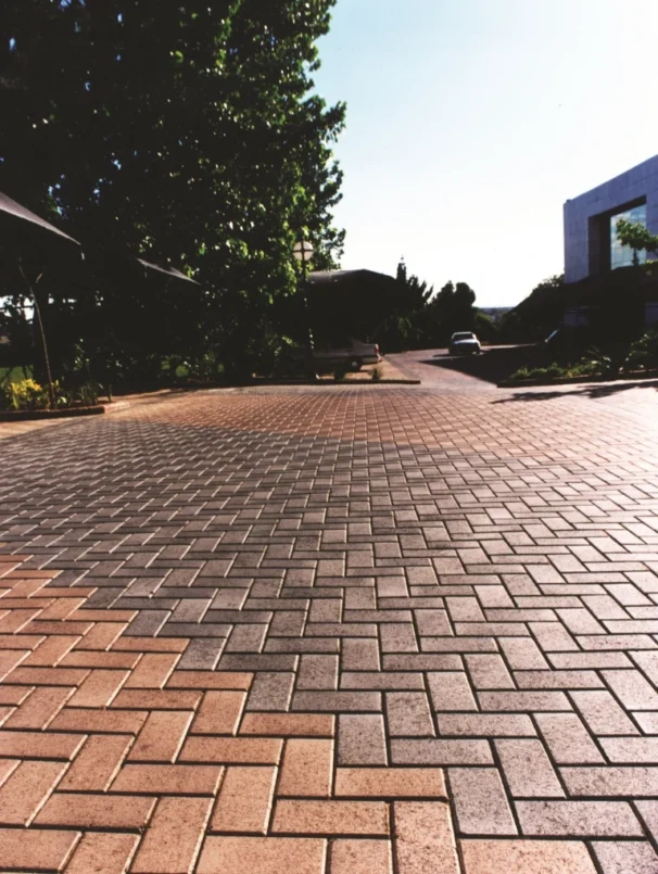 masonique - pave bricks